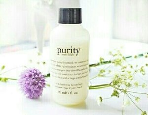 yeayy.. welcoming Purity from @philosophyindonesia in Sephora 🎉🎉 this is GREAT all-around cleanser.. it works great as a shower cleanser, as a second cleanser, or as a ONE TIME cleanser!!! it’s the best facial cleanser i've ever used.. i have very dry and sensitive skin, but this one is perfect for me.. sometimes when i remove the make up, it will still have something which are very hard to remove, use this one can clean very well 😉 u will not have ANY makeup left on ur skin after using this!! it strips a whole layer of dirt and grime from ur skin.. until now, i have never found a cleanser that will take off my makeup in one go 🙌🙌 #ClozetteID