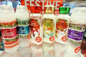 Holiday Collection from Bath and Body Works.. check out for full review on my blog (link on my IG bio) #ClozetteID