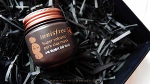 It's up! The super hype @innisfreeindonesia Super Volcanic Pore Clay Mask on my www.christinbunady.com ! • • • • • • • • • • • • #clozetteID #FDBeauty #beautyblogger #beautyreview #instabeauty #beauty #fotd #eotd #instamakeup  #bloggerceria #tribepost #innisfree #innisfreereview #mask #volcanicporeclay