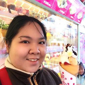 Still can't get over this delicious #crepes 😍 #tbt #holiday #nomakeup #selfie #japan #japantrip #travel #beauty #clozetteid