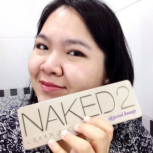 This month I have huge #beautyhaul from all over the world 😍 i still ought my Singapore haul yet to be posted 😣 so for now, here is a #UrbanDecay #Naked2  palette 💕 I am so happy to finale get it.. i know! How unbelievable of me to wait this long to get it 😅 but I got it now anyway.. 😘 gonna post some swatches soon 💖 #jovialbeauty #clozetteid #makeup