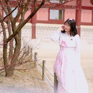 Gonna spam your feed with some of my photos using hanbok, coz its worth it🌸🌸
.
.
.
#clozetteid
