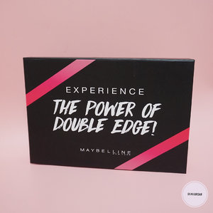 #deahamdanreview : Experience Power of Double Edge. I know that Korean gradation lips' currently trending right now. Tapi biasanya brand - brand Kosmetik dari Korea yang launch gradation lips product, either lip tint, atau lipstick. When I heard that @maybelline is creating a new lip product that could achieve a full matte lips or gradation lips. I'm SHOCK & curious about it! .
I really like their packaging, bagian ujungnya ada 2 tip, yang satu berbentuk sponge, and the other one itu lipstick nya(matte). When I tried, lembut banget di bibir gak terlalu matte sampe yg kering banget, but still moisturize your lips.
.
In this picture I'm using CORAL 01 💕💕
.
Thank you so much @maybelline for sending me these❤️ Go grab yours now !
. 
#maybellinelipgradation #powerofdoubleedge @maybelline #clozetteid