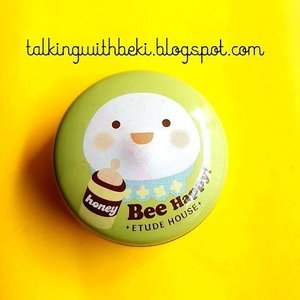 Lipbalm Etude House Bee Happy Lip Balm in Citrus yang super cute cocok banget untuk yang lagi puasa aga bibir tetap lembab dan lembut Full review : http://tinyurl.com/zt2gylc#beautybloggerindonesia #beautybloggerid #etudehouse #lipbalm #clozetteid