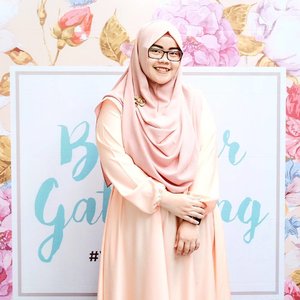Those eye bags, those chubby cheeks, and those crooked teeth. That's what I am.I don't mind to look like perfectly imperfect 😊Just remember, you are amazing. Whatever you are.#selfquote #selfmotivation #fashionmodesty #hijabfashion #hijabootdindo #ootdindo #lookbookindonesia #lookbook #chestcoveringhijab #hijabinspiration #outfitideas #ClozetteID