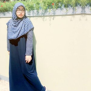 Mood board for today's outfit: navy blue 🎈*****Dress: Akila Dress by Luma Dawa*****#tapfordetails #hijabfashion #hotd #hijabootd #hijabootdindo #ootd #ootdindo #lookbook #lookbookindonesia #hijabinspiration #hijabstyle #ClozetteID
