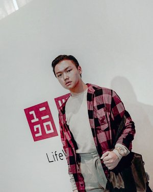 Throwback to one of the most comfort lifewear fashion event. This is @uniqloindonesia @theshonet . //
What’s your favorite clothing store so far in 2019? 📸. @dhevianabena .
.
.
.
.
.
.
#uniqlolifewear #uniqlofw2019 #lifewear #dandystyle #noglassesday #lotd #ootdindokece #ootdindonesiaa #ijulwardrobe #menstyleguide #menfashionreview #menswearideas #comfyoutfits #todaysoutfits #simplefreshfitment #garageapproved #asianguys #asianstyle #ggrep #ggrepstyle #potdefleur #ootd4nylonjp #fashionjakarta #clozetteid #theshonet