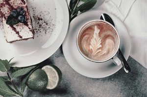 Grab your breakfast now and take a fresh glass of juice/ water/ or maybe a coffee, while me just sitting here and look at this refreshing coffee moodboards. (Photo by: Toa Heftiba on Unsplash) //Coffee time would never always for breakfast right? , but you can actually drink it while enjoying your lunch. So, have you haad coffee today? // .......#asianmenblog #clozetteid #theshonet #flatlaytuesday #menblogger