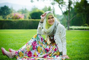 Colorful Hijab Photo Challenge Clozette Indonesia 'Your Fashion Social Network Contests' #ClozetteID #ColorfulHijab #FaniRezaniah #hijabers