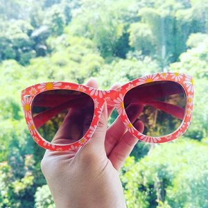 Holiday. #clozetteid #accessories #clozetteaccessories #sunnies #sunglasses #starclozetter