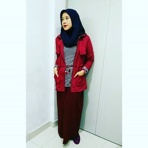 Parka and stripes. #clozetteid #ootd #clozettehijab #starclozetter #hijabootdindo #hijabstyleindonesia #hijabfashion_2016 #hijabfeature_2016 #ootdhijabnusantara