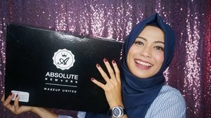 Haii beauties ada video baru di channel youtube aku. Kali ini aku mau unboxing paket makeup senilai 3.7 juta dari @absolutenewyork_id. Ada tutorial makeup nya juga lho! -
#beautyblogger #clozetteid #ABSOLUTENEWYORKINDONESIA #ANYAxClozetteIDReview #ClozetteIDReview #blog #blogger #instalike #makeup #youtube #review #naturalmakeup #hijab #dailymakeup #tutorial #vlogger #vlog