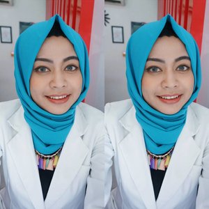 Makeup hari ini 😊. Karena lagi bosen sama eyeliner warna hitam, hari ini nyobain pake eyeliner warna cokelat. Jilbab nya beli di @can.hijab, bahannya enak, gampang di atur dan nggak bikin gerah 😊. #clozetteid #clozetteambassador #hijab #hijabblogger #bloggerperempuan #bloggerindonesia #beauty #beautyblogger #bandung #pharmacist #apotekerup #apoteker