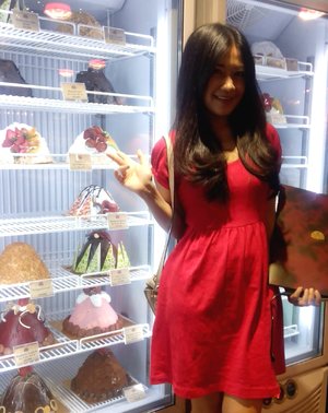 ICE CREAM!! <3 at number Igor's pastry. RED!