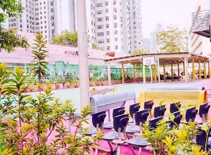 Probaby you’ve ever heard somewhere that Hong Kong’s so pastel-coloured? Maybe you’ve heard that from me too, so many times. Hahahha #BasketBallCourt #SherryFindsPink