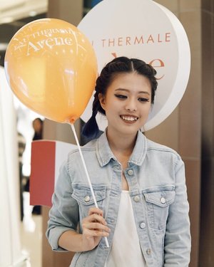 Just now attending Avène Live Makeup Demo: Makeup Tips for Sensitive Skin! Review soon ❤

Thank you @eauthermaleaveneindonesia @clozetteid for having me!
#ClozetteID #ClozetteIDReview #AvenexGLxClozetteIDReview #AveneReview #GaleriesLafayette