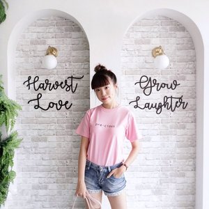 Read: my tee , never treat yourself otherwise 💕 we’re all precious in the eye of our Father 🤗 .
.
Get this cool tee with lots of other designs only at this PLC 2018 event at Central Park Mall on 2-3 May 2018. It’s limited just for this event, so don’t miss out! 😘
Check out @pastorleadersconference or you can poke* @wholovesvanilla  for more info! 👋🏻 .
.
.
.
.
#ootd #steviewears #tee #clozetteid #ggrep #sonyforher #tampilcantik