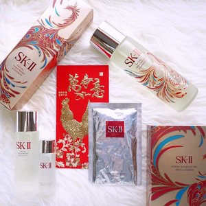 Aren't the new special CNY SKII bottle adorable? Those Colourful Phoenix Suminagashi design on the bottle makes this FTE bottle look even more enchanting❤ If you're planning to get a special gift for your beloved ones this maybe a good option, get special deals only at SKII event at @centralparkmall main atrium, they'll be there till Sunday! ..#SKII #changedestiny #SKIIGifts #SKIICNY_ID #wanitaphoenix #ClozetteID................ #styleblogger #vscocam #beauty #ulzzang  #beautyblogger #fashionpeople #fblogger #blogger #패션모델 #블로거 #스트리트스타일 #스트리트패션 #스트릿패션 #스트릿룩 #스트릿스타일 #패션블로거 #bestoftoday #style #makeupjunkie #l4l #skincare #makeup #bblogger #flatlay
