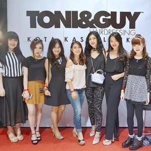 Last Saturday, attending @toniandguykokas first anniversary event with the girls ! Thanks for having me, once again congrats on your anniversary may you continue to inspire and remain as one of the leading salon in town❤💃🏻 #Tonyandguykokas #Udindonesia #Lululutfilabibi .
.
.
.
.
. 
#styleblogger #vscocam #beauty #clozetteid  #beautyblogger #fashionpeople #fblogger #blogger #패션모델 #블로거 #스트리트스타일 #스트리트패션 #스트릿패션 #스트릿룩 #스트릿스타일 #패션블로거 #bestoftoday #style #makeupjunkie #l4l #ggrep #ootd  #makeup #bblogger