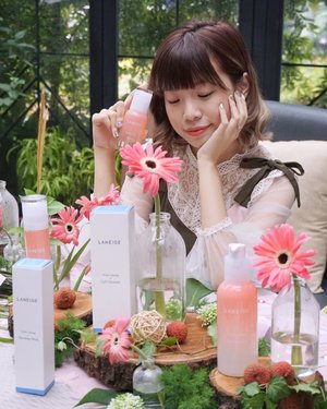 Fresh Calming series has finally launched 💛 so happy to be among the first to try out this soothing and calming series 🍃!! Thank you @laneigeid and @beautyjournal for having me 😘...📸: @ellenstephaniee ...#steviewears #laneige #laneigeid #beautyjournalxlaneige#beautyjournal #calmingsoon #sparklingbeauty #sparklingsquad