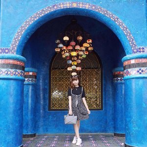 Moroccan background 🔸🔹🔸🔹.
Have you seen my newest post? 💡Hint* Fun and colourful one of a kind designs [http://bit.ly/2cATWwf]
.
.
#clozetteid #clozette #ootd #ggrep #cgstreetstyle #outfitoftheday #vscocam #fashionblogger #lookbookindonesia #streetfashion #fashionpeople #fblogger #blogger #패션모델 #블로거 #스트리트스타일 #스트리트패션 #스트릿패션 #스트릿룩 #스트릿스타일 #패션블로거 #style