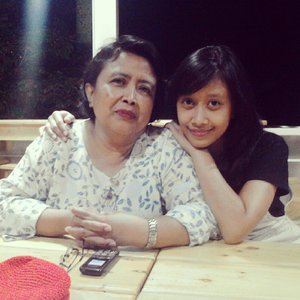 Spend weekend for dinner with my lovely mom #ClozetteID #MOMnME #141214