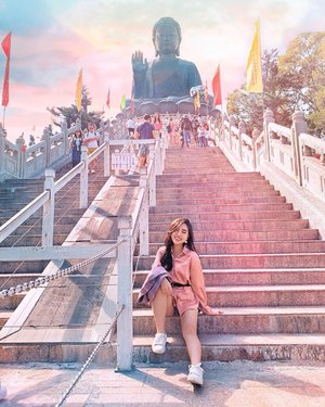 Hundred stairs to see this breathtaking view. Worth the effort. Ngong Ping truly amazing 👏.
#NgongPing #TianTanBuddha #ExploreHK #ClozetteID