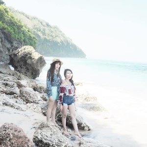 Sisters 👭 #beachlife #holidayvibe #ClozetteID