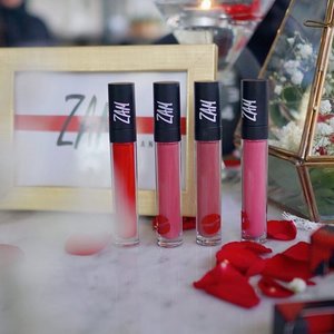 @zamcosmetics which are now available in 4 shades: 8AM (Blush), 12PM (Silk Ribbon), 4PM (Plum) and 8PM (Scarlet) 
#makeup #beauty #blogger #indonesianbeautyblogger #beautyblogger #like4like #lipstick #lipstickjunkie #lifestyleblogger #lifestyle #clozetteid #bestoftheday #bloggercrony #zamsquad