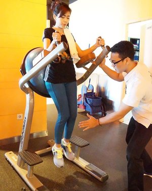 First work out in 2016 😄 because healthy is lifestyle @celebrityfitnessindonesia #celebrityfitnessindonesia #everydayIgetBETTER #beauty #blogger #beautyblogger #fdbeauty #potd #workout #getfit #health #healthy #clozetteambassador #clozetteid #fitness
