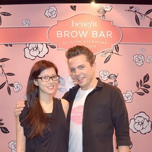 I'm with The International Spokesperson Global Services Jared Bailey @benefitcosmeticsindonesia #wowbrowid #benefit #benefitcosmeticsid #clozetteid #clozettedaily #beauty #makeup #event #bestoftheday