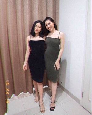 Twinning with le sister in Fiona Square Dress from @monomolly.id 👯.
-
Get this dress exclusively with special discount on their Shopee tonight 💸🔥 Don't miss it ! 
#jointhetrend