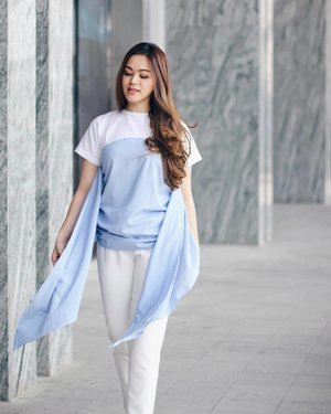 Feel the wind in blue top by @monday_tofriday 💙#tiffstylediaries