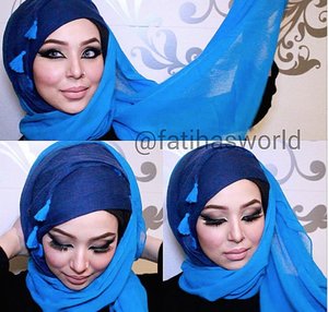 How to Style: Ombre Scarf with Tassels |by fatihasWORLD - YouTube#HijabStyleOvalFaceINSPIRATION