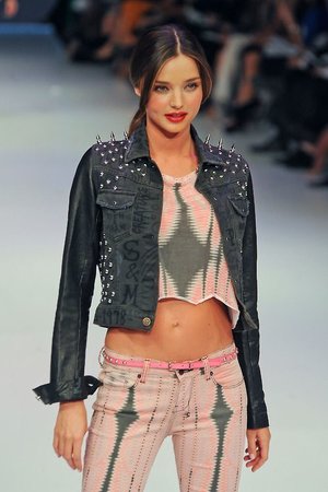 fab miranda - even with this funky jacket -#jeans ( izzit b'coz of her beautiful tummy?)