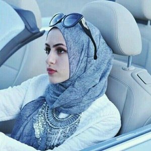DRIVING IN BLUE#HijabStyleOvalFaceINSPIRATION