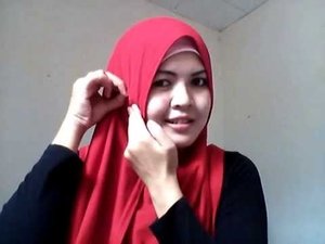 HIjab Tutorial untuk berwajah bulat#HijabTutorialRoundFace |Simple Pashmina Hijab Tutorial for Round Face by Siti Nurbayani - YouTube|