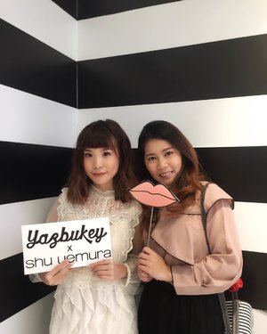 Finally met this lovely girl and super cute one, thanks for having me at the event shue uemura x yazbukey at sephora plaza indonesia.
With @steviiewong