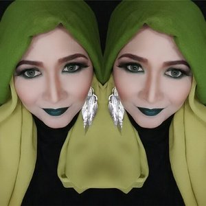 Selamat pagi,  berani tampil beda hari ini? #makeupbyedelyne #hijabbyedelyne #indonesianbeautyblogger #mua #muaindonesia #riasmuslimah #hijabers #clozetteid #HOTD #ScarfMagz #makeup #wakeupandmakeup #makeupartistsworldwide #makeupaddict #dressyourface #vegas_nay #anastasiabeverlyhills #huda_beauty #hijaboftheday #hijaboftheworld #hijabinstyle #makeupartist #makeupartistbandung