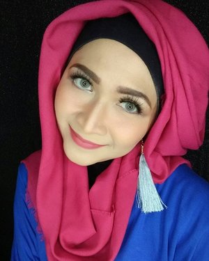 #makeupbyedelyne 
#hijabbyedelyne 
#hijabwithtasselearings
#starclozetter 
#clozetteid
#atomcarbonblogger