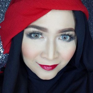 I support #teambloodymary  @getthelookid

#turnoncolor #lorealparisid #makeupcontest #truematch #colourriche #makeupbyedelyne #hijabbyedelyne #starclozetter #clozetteid #makeup