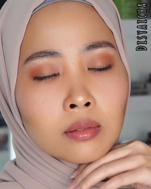 Bikin bibir ber-volume kaya @kyliejenner 😂😂 ala #nyadisyaichaDetail@silkygirl_id (lip liner nude)@eminacosmetics (creammatte)@lookecosmetics (luna).......#100daymakeupchallenge #beautyenthusiast #beauty #beautygram #makeup #makeuptutorial #contourtutorial #makeup #beautygoersid #indobeautygram #indoveautysquad #beautygram #beautybloggerindonesia #tasyashoutoutfarasya #dwiendahpusparini #clozetteid #clozette #ivgg #ivgbeauty #esqa #esqaddicted #minitutorial #indovigram #eotd #ibv @beautybloggerindonesia @tampilcantik @ragam_kecantikan @cchannel_beauty @indobeautygram @tips_kecantikan @popbela_com @clozetteid @bloggermafia @wakeupandmakeup