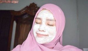 Penting sekali merawat kulit dengan melakukan masker minimal 2x seminggu. Aku baru mereview Mask dari TonyMoly yang bisa bikin kulit wajah cerah instan. Baca reviewnya yuks ke http://bit.ly/29TYgE2 atau klik link di bio instagram aku. #tonymoly #clozetteid #clozette #beauty #mask #skincare #koreanmask #whitening #masker #blogger #skincarekorea #beautybloggerid #beautyblogger #beautybloggerindonesia #bloggerindonesia #instalike #instagood #today