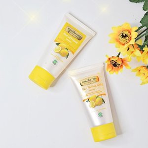 Sudah baca review aku mengenai Dua produk dari @mustikaratuind Yaitu Duo Face Care Lemon Face Peeling dan Peel Off Mask. Wanginya seger dan bikin kulit bersih & halus. Mampir-mampir ya keblog aku buat baca review aku :D

http://www.reistilldoll.com/2017/04/mustika-ratu-duo-face-care-lemon-face.html

#clozette #clozetteid #beauty #skincare #mask #peeloffmask #mustikaratu #lemon #peelinggel #bloggerceria #bloggerceriaid #femalebloggerid #femalebloggerbjm #beautiesquad #bloggerid #beautybloggerid #sociollablogger #sociollabloggers