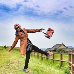 Gaya gaya Dian Pelangi 😁😜 #clozetteid #fashion #ootd #hotd #stripes #spring #summer #jeju #korea #vacation