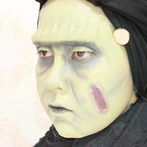 Halloween is two weeks away!

Me as Frankenstein two years ago.

#throwback #frankenstein #makeup #allseebee #clozettehalloween #ClozetteID #indobeautygram