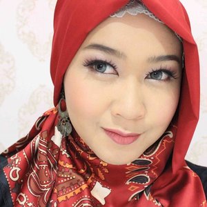 #throwback photo of makeup look that I created using @shuuemuraid @shuuemura_ww Heart-full Pink Parallel Palette and Lip & Cheek Tint from the same collection.

#fotd #selfie #hijab #ClozetteID
