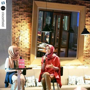 Yesterday I got a great experience as a MC on Clozette Indonesia Hijab Class with the most lovely Mbak @luluelhasbu as the main speaker.

#clozetteID #ClozettersMeetUp #hijabclass #hijab #ClozetteAmbassador