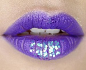 @maybelline Bold Lipstick in Sapphire Siren with a little touch of glitter ✨👌 #allseebee #lipart #glitter #clozetteid