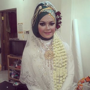 My friend Lia's Wedding with Javanese tradition #instagram #makeup #lifeonmove #wedding #clozetteid